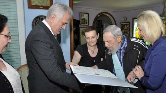 Rencontre entre Fidel Castro et Tomislav Nikolic