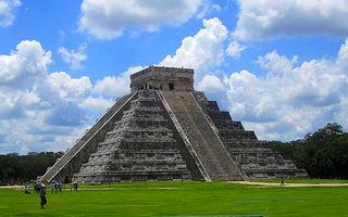 Le Castillo de Chichen Itza