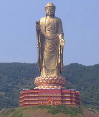 statue-printemps-bouddha