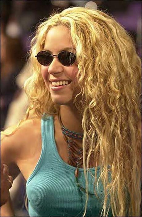 http://www.americas-fr.com/musique/shakira/shakira-15.jpg