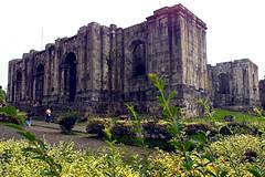 Eglise Santiago Apstol