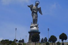 Virgen del Panecillo