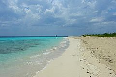 Plage Pointe Ouest le de la Tortue