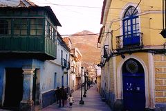 Les rues et les places du centre de Potosi