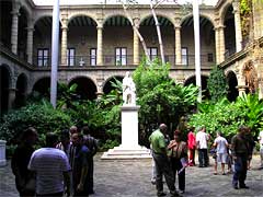 Palais des Capitaines Gnraux